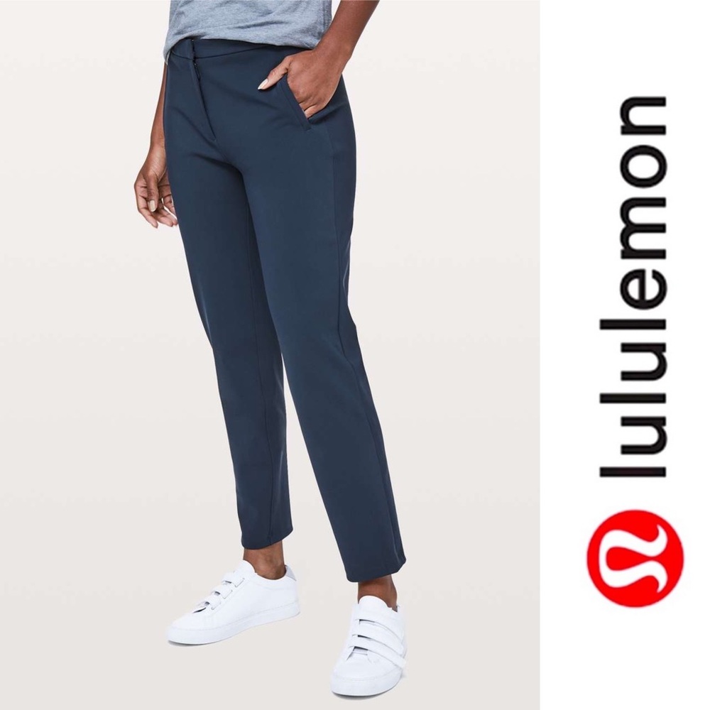 Lululemon On The Move Pant *Lightweight True Navy Size 2